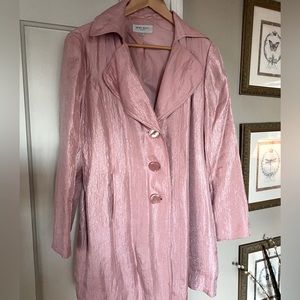 NINE WEST- Light weight silk like trench